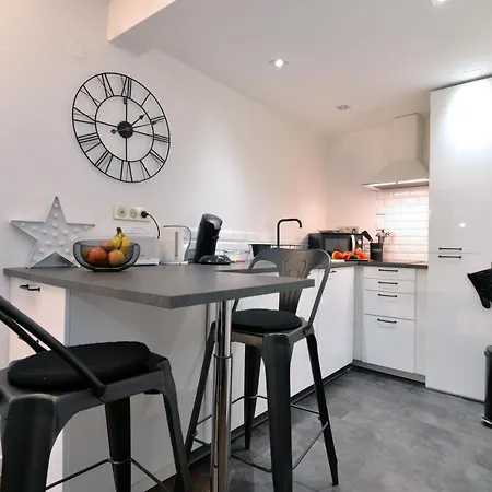 公寓 La Petite Terrasse Du Centre *